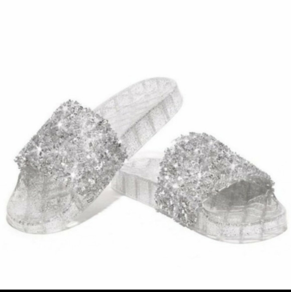 Super Adorable Sparkle Slides - Picture 3 of 5